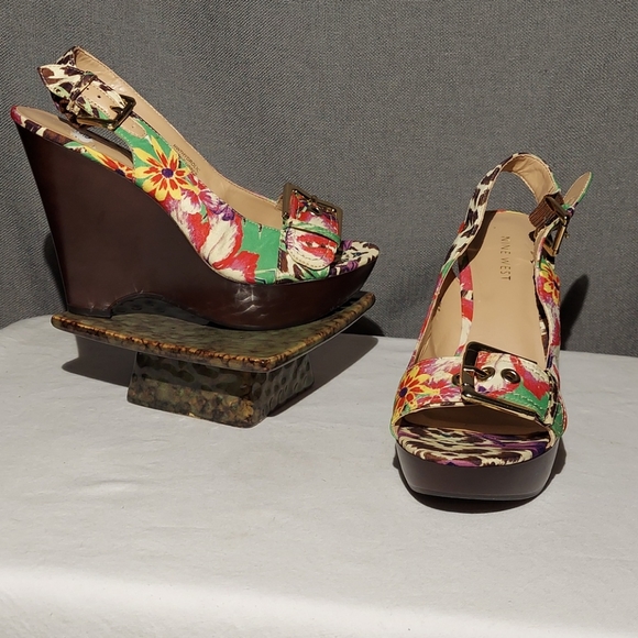 Nine West Shoes - Nine West Slingback 4 inch wedges SZ 6.5 M